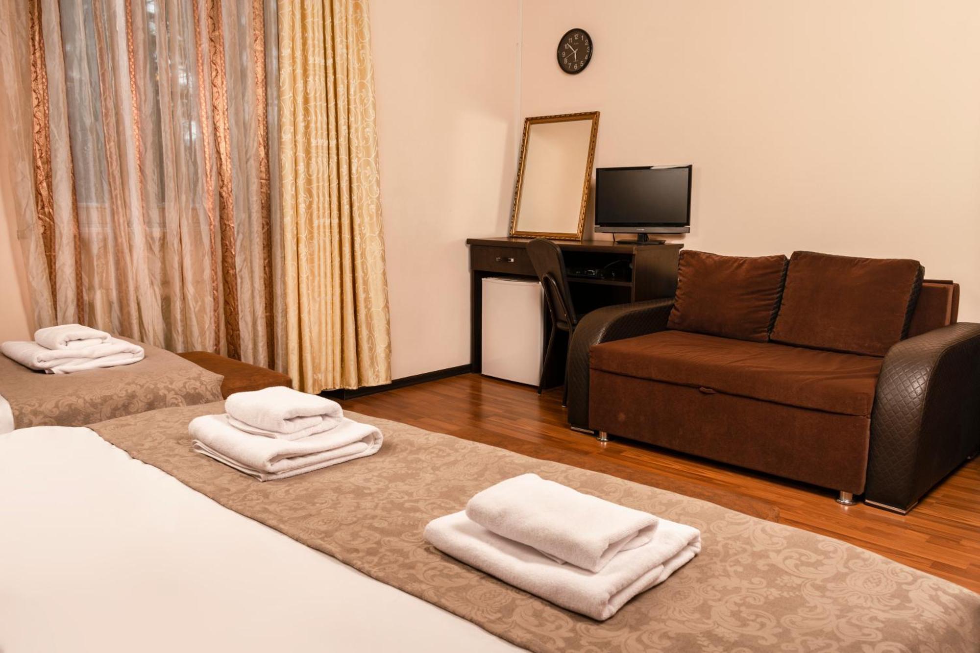 Valeria Hotel Tbilisi Exterior photo