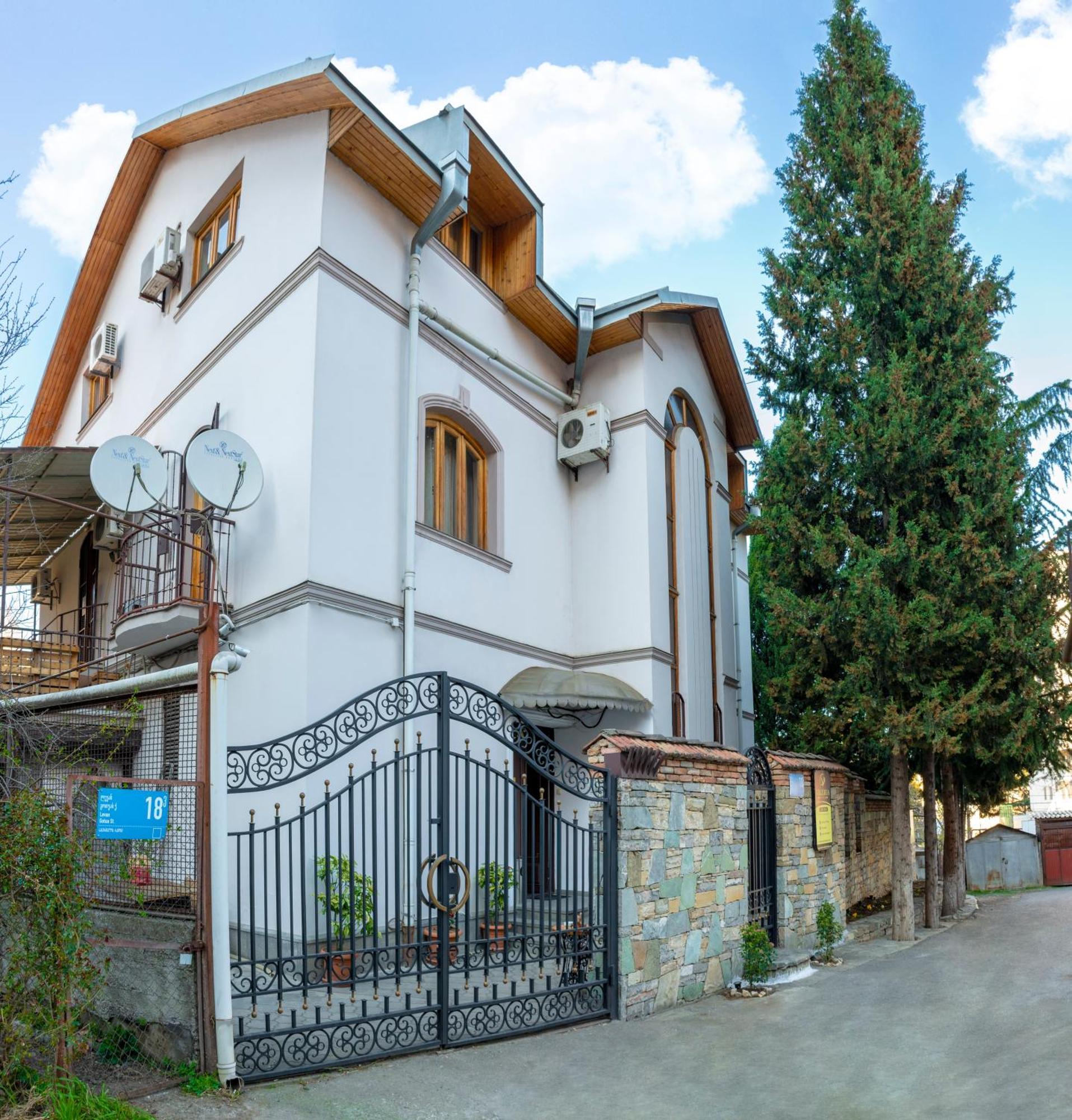Valeria Hotel Tbilisi Exterior photo
