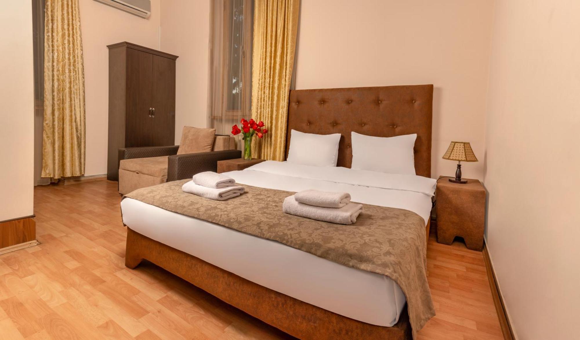 Valeria Hotel Tbilisi Exterior photo